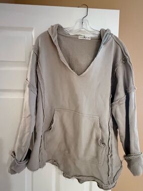 NATURAL LIFE Light Gray Distressed Hoodie